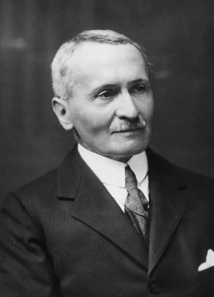 去了趟大英博物馆,我气死了._斯坦因