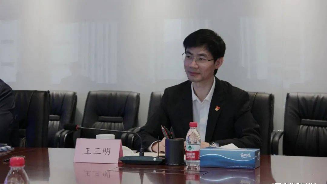 共商共建丨热烈欢迎江西省工商联高鹰群书记一行莅临我会考察指导工作