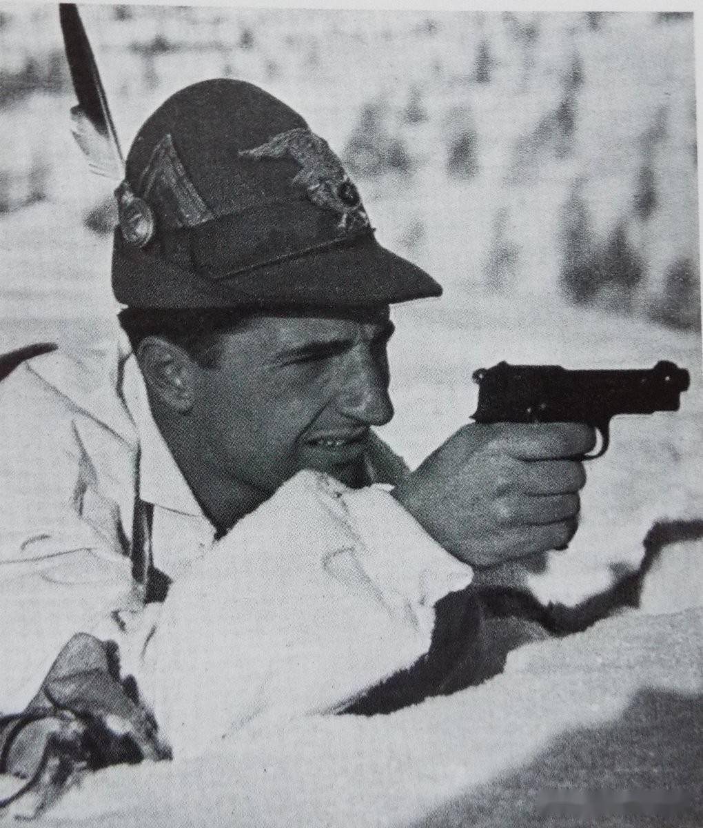 精致好用的伯莱塔m1934德国兵愿拿p38来交换曾射杀圣雄甘地