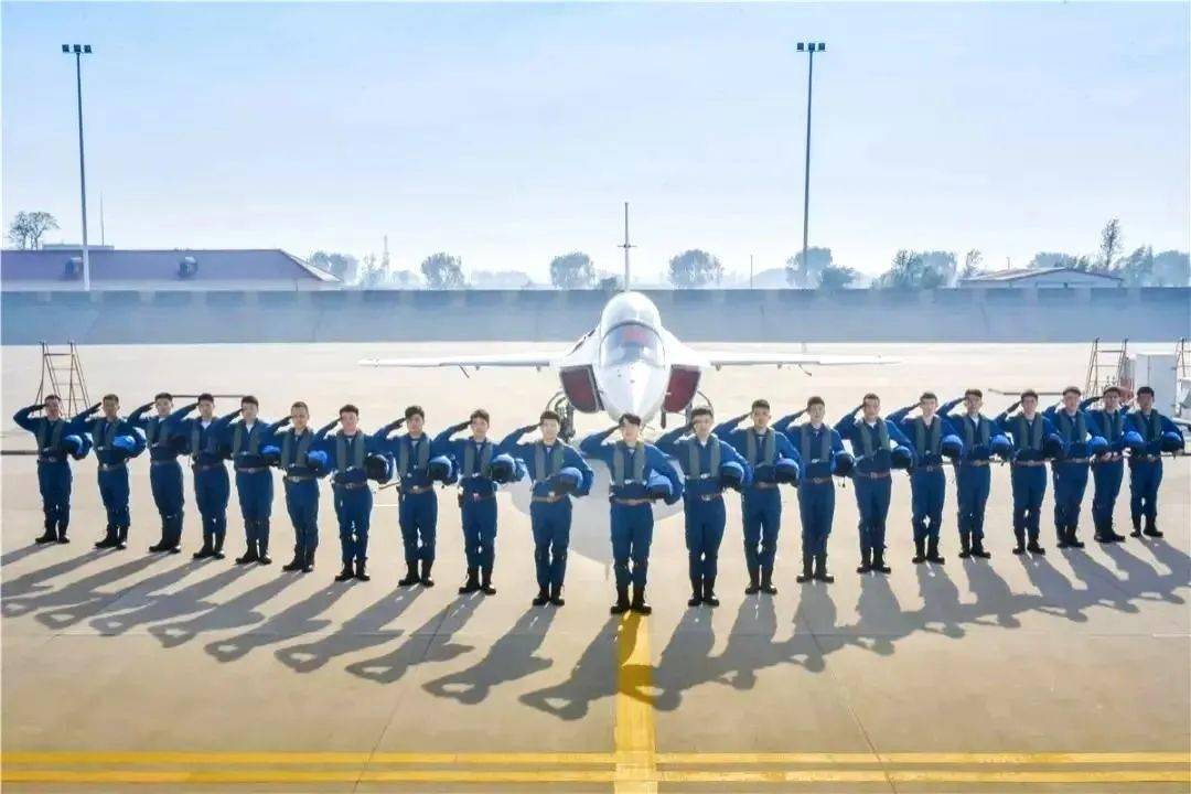 海軍節丨人民海軍,生日快樂!_大學