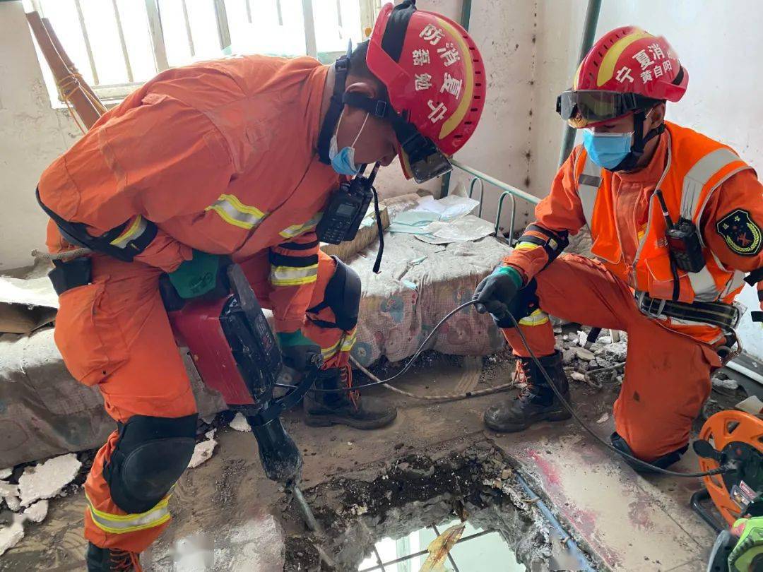 36小时昼夜实战平罗县消防救援大队圆满完成石嘴山市消防救援支队地震