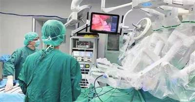 双高|达芬奇手术机器人落户三中心医院（图）