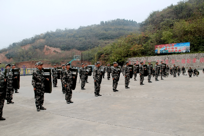 加入民兵队伍,这些您应该知道!_公民