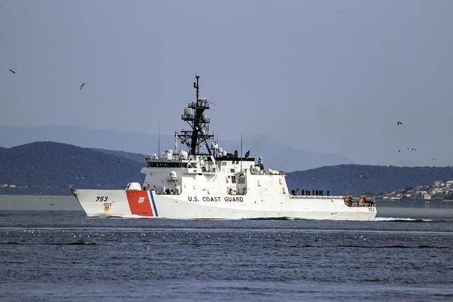 美国一艘海岸警卫队巡逻艇驶往黑海