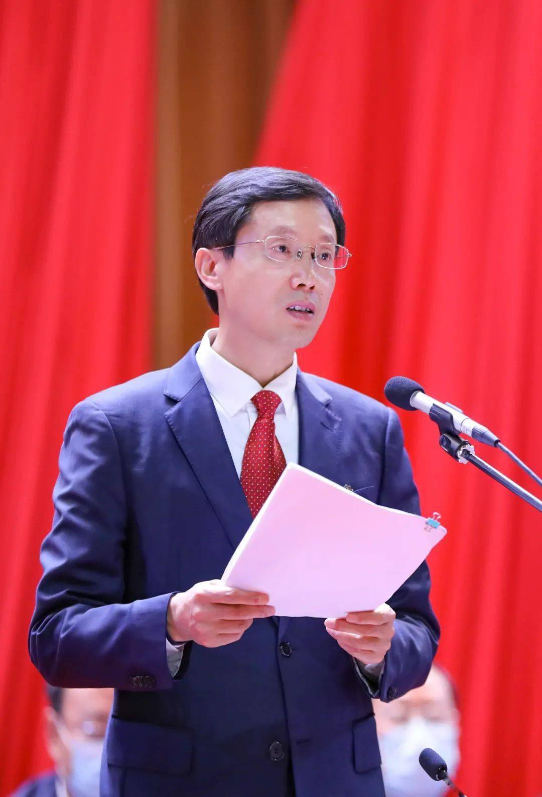 市四届人大五次会议召开 朱浩东当选池州市人民政府市长