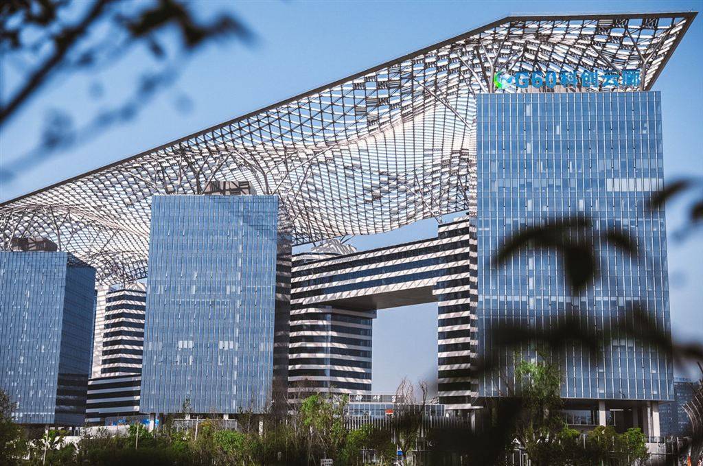 云中巨舰横空出世上海g60科创云廊一期正式启用