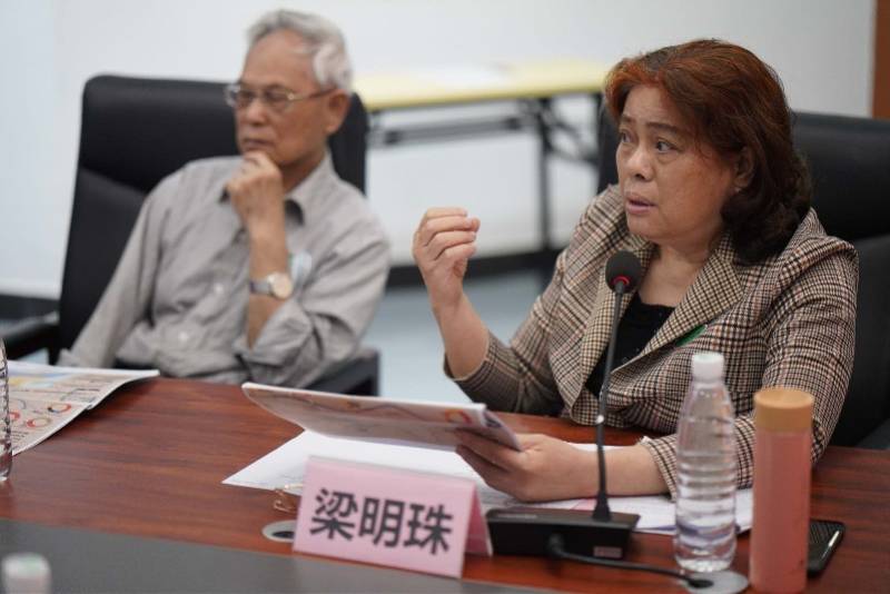 图为暨南大学旅游管理专业省级名牌专业负责人梁明珠在现场发言.