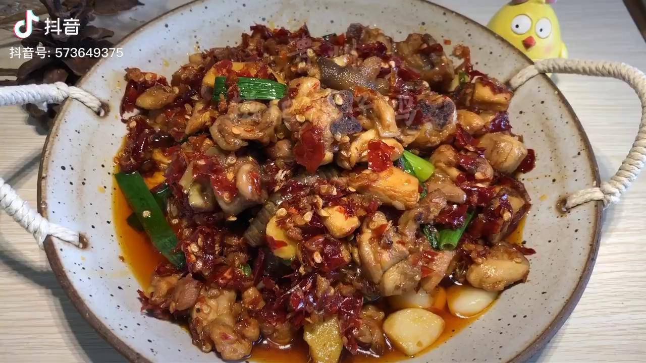 贵州糍粑辣子鸡,吃过必定念念难忘给爸妈做一顿年夜饭 抖音美食