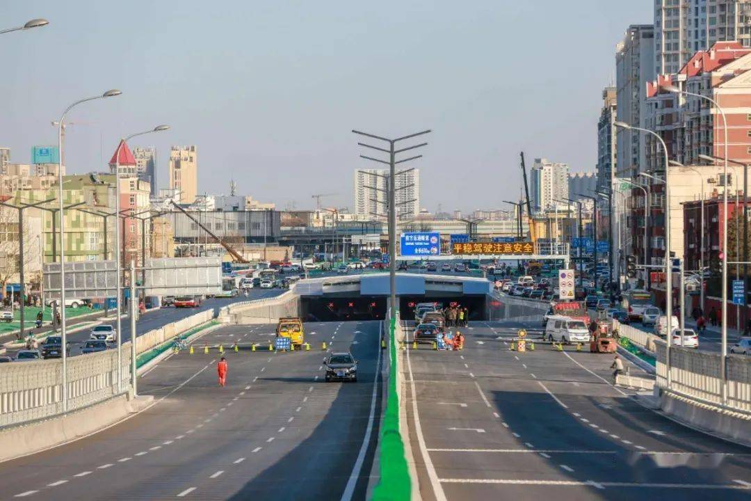 广渠路东延这里拟增设过街天桥!开通快速公交