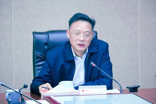 湖南省国资集团召开五四青年座谈会