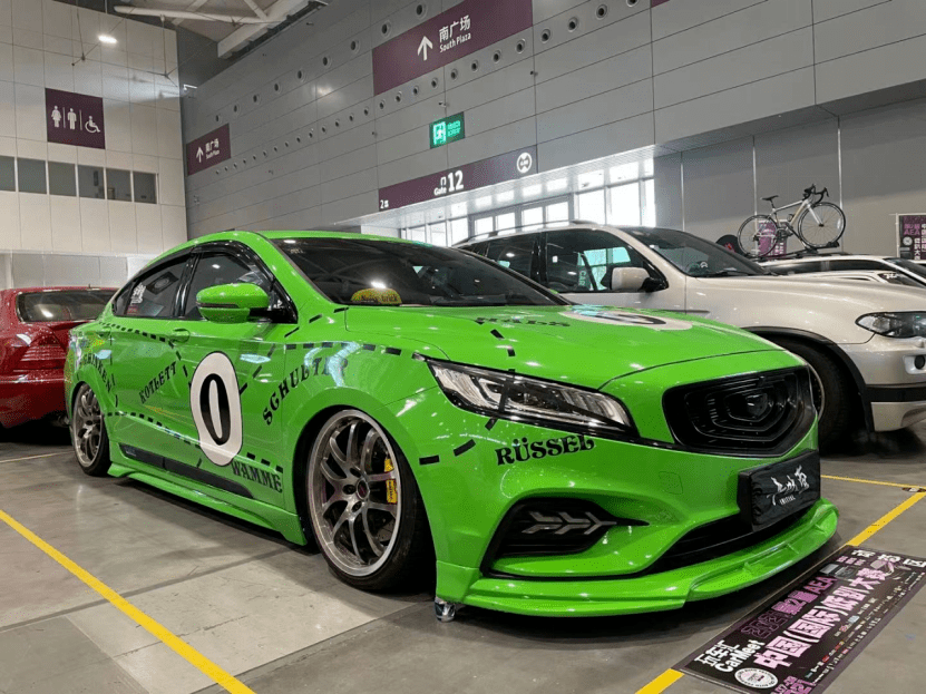 2021深圳国际改装车展 不是一般辣眼睛!