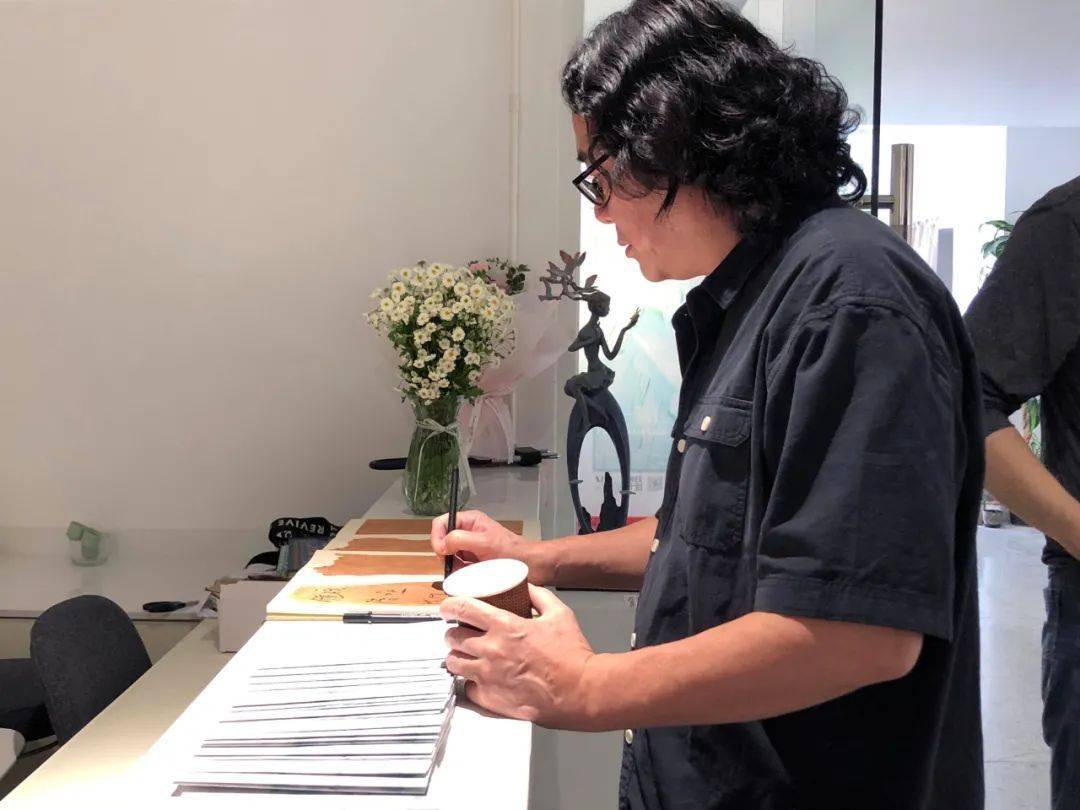 艺术现场丨自然生长王海迪水印木刻作品展深圳开幕