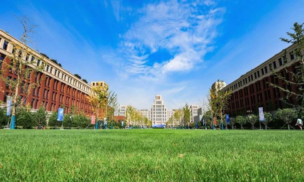 会上,沣西新城分别与11家企业签约,项目包括西农大未来农业研究院