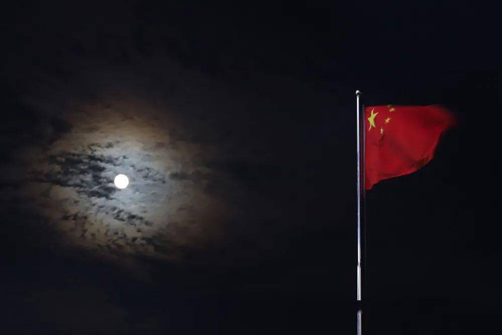 品红色经典 学百年党史——月光下的中国_月亮