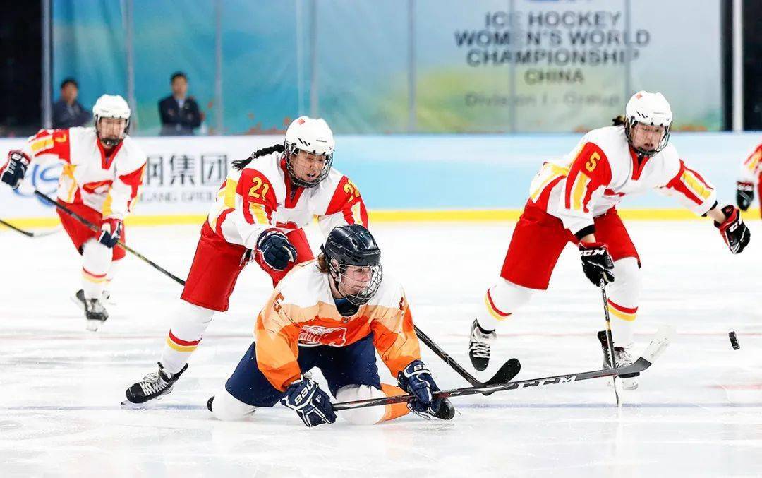 新乐体|冰球名宿王安福 谈青少年冰球