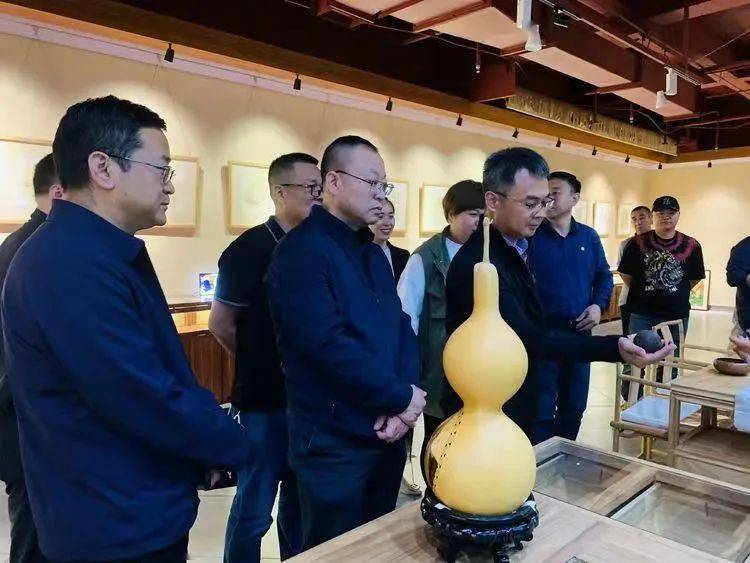 广电和旅游局党组成员,四级调研员万一兵,广阳区人民政府副区长刘永华