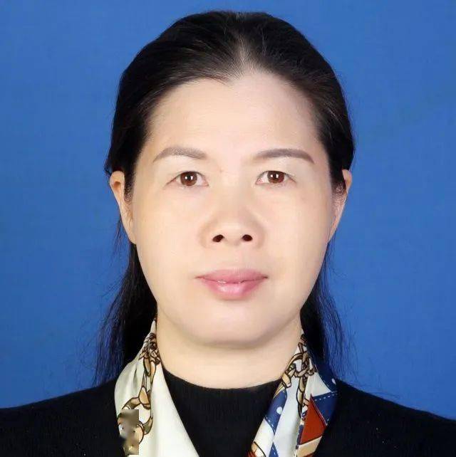 报名安老师家庭教育公益课堂二青春期叛逆的痛是父母和孩子共同的成长