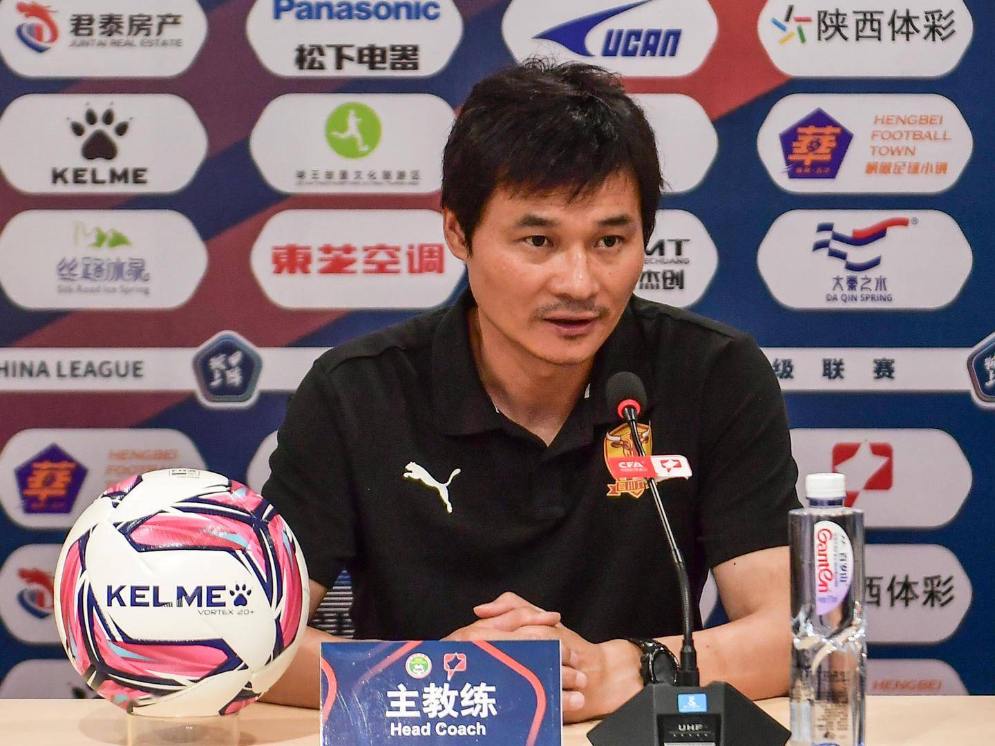 四川九牛两中门柱后被绝杀!李毅:太难了……_梅州