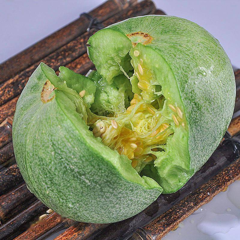 口感酥脆特别好吃的薄皮甜瓜品种绿皮绿瓤品质稳定