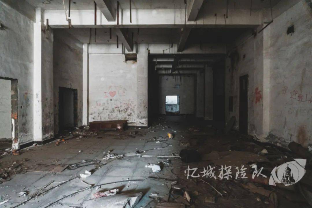 a92215497d36466d93821843d4d2ed4b.jpeg