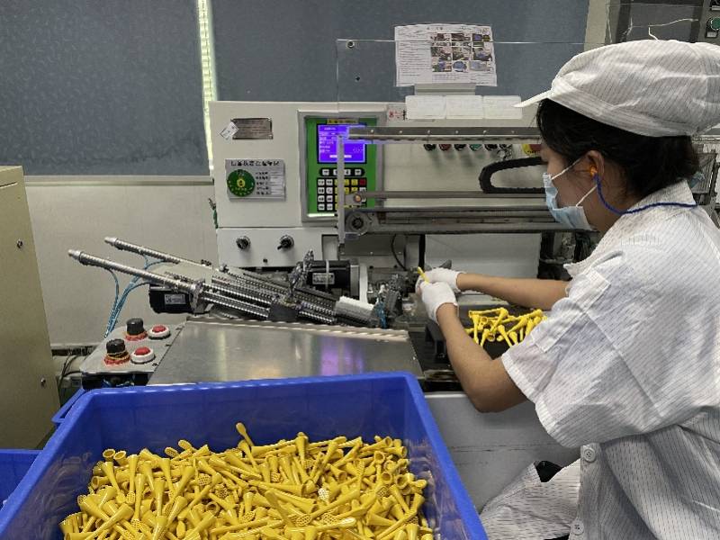 设计|告别九块九包邮价格战，东莞电动牙刷凭爆款设计赶超外资大牌