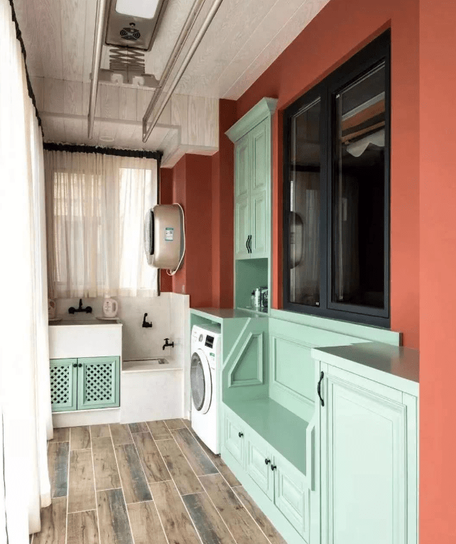 看完别人这些阳台装修原来我家只能叫晒台平白浪费几十万