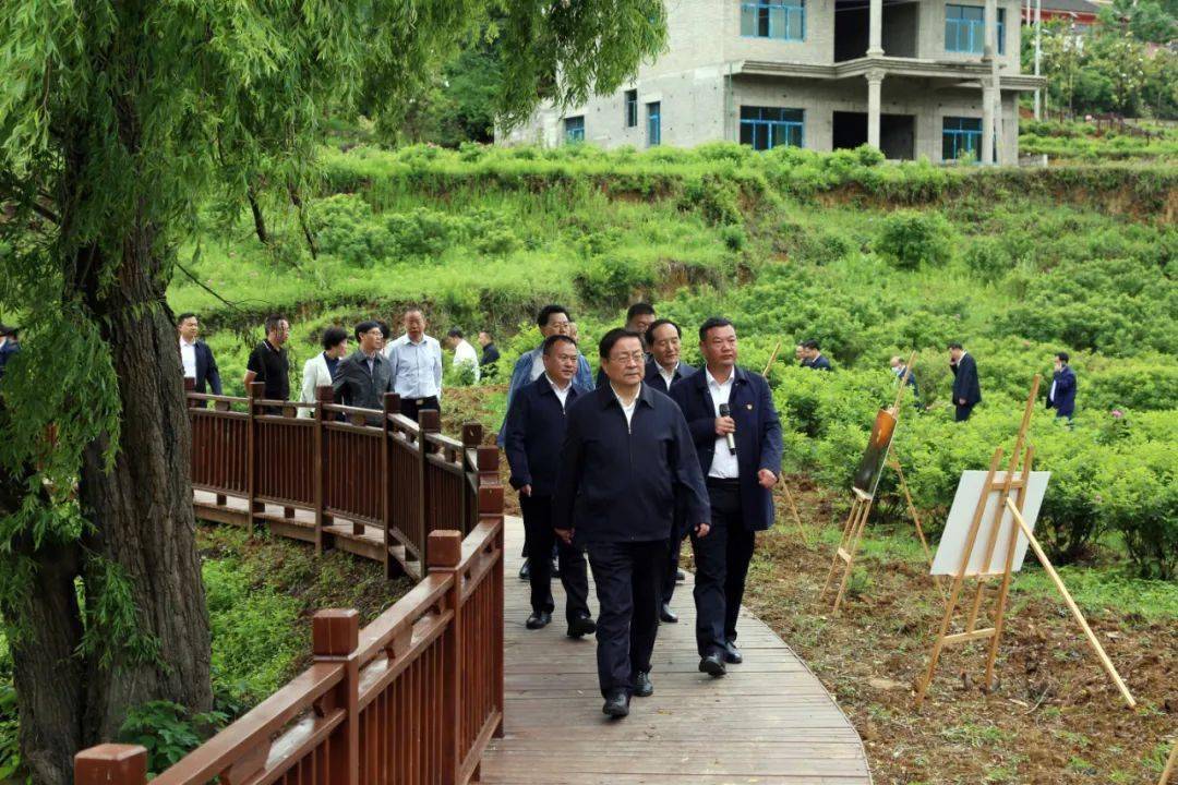 毕节市委全面深化改革委员会第二十三次会议暨全市乡村旅游改革推进