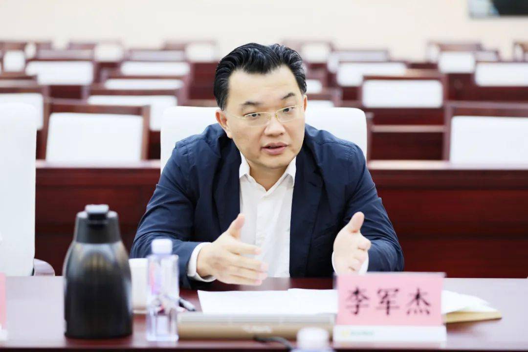 共商智慧交通建设省交通运输厅副厅长王炜率工作队到访联投集团