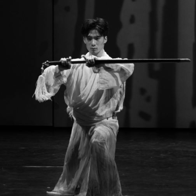 沈伟37位中国舞者浸入式艺术现场融刮起创新风暴