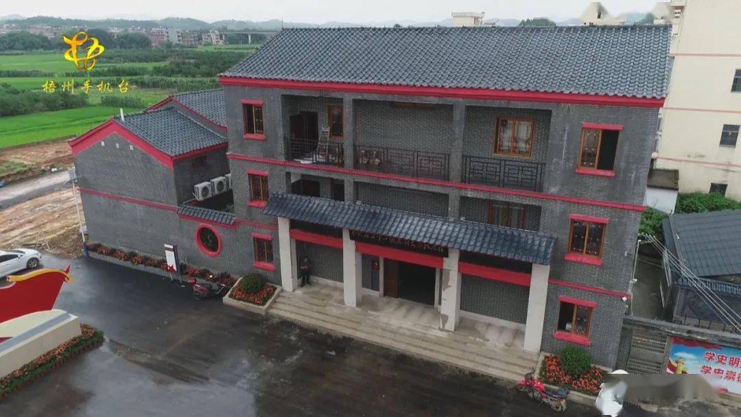 很快就可以到达中共广西第一个农村支部纪念馆所在地——夏郢镇凤凰村