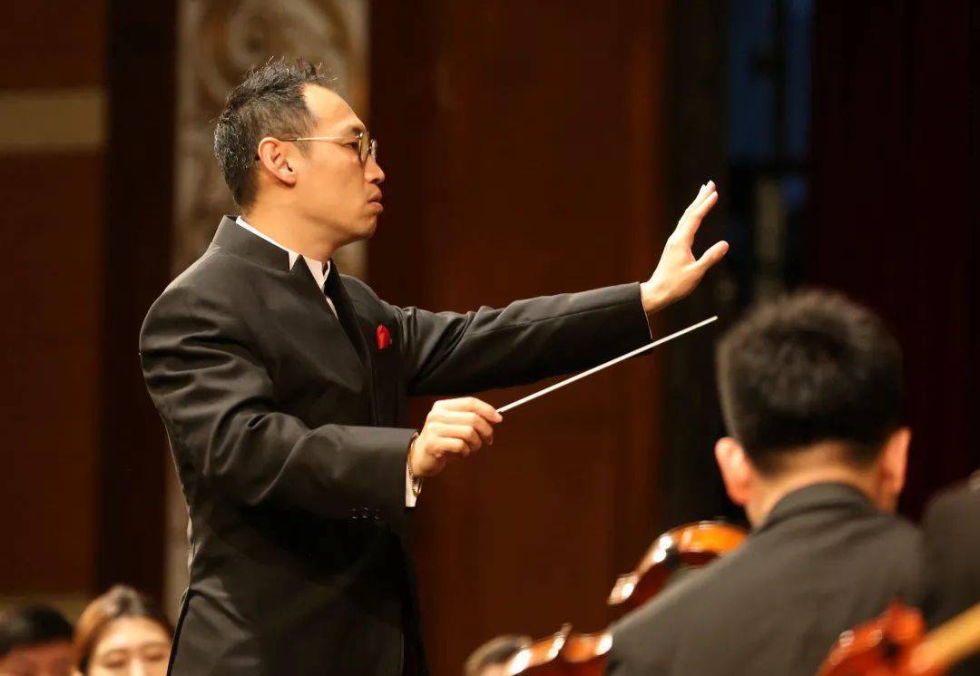 歌声与交响乐完美交融,青交首次咏叹专场令人赞叹_袁丁