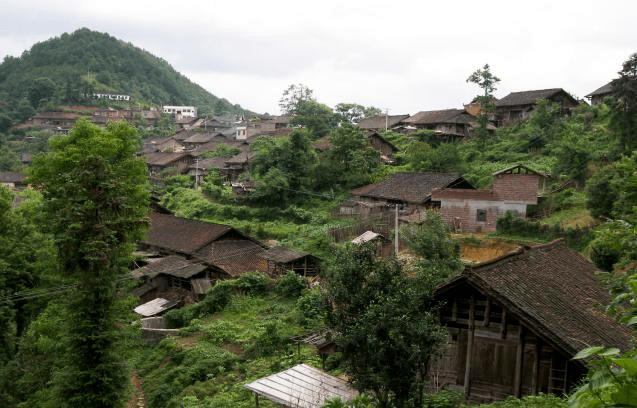 4.天峨县三堡乡三堡村堡上屯传统村落