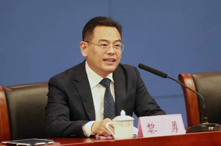 培养造就大批科技人才夯实创新发展关键基础