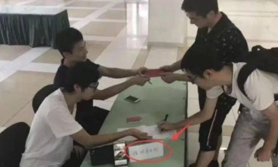 人均知乎_中国人均寿命变化图
