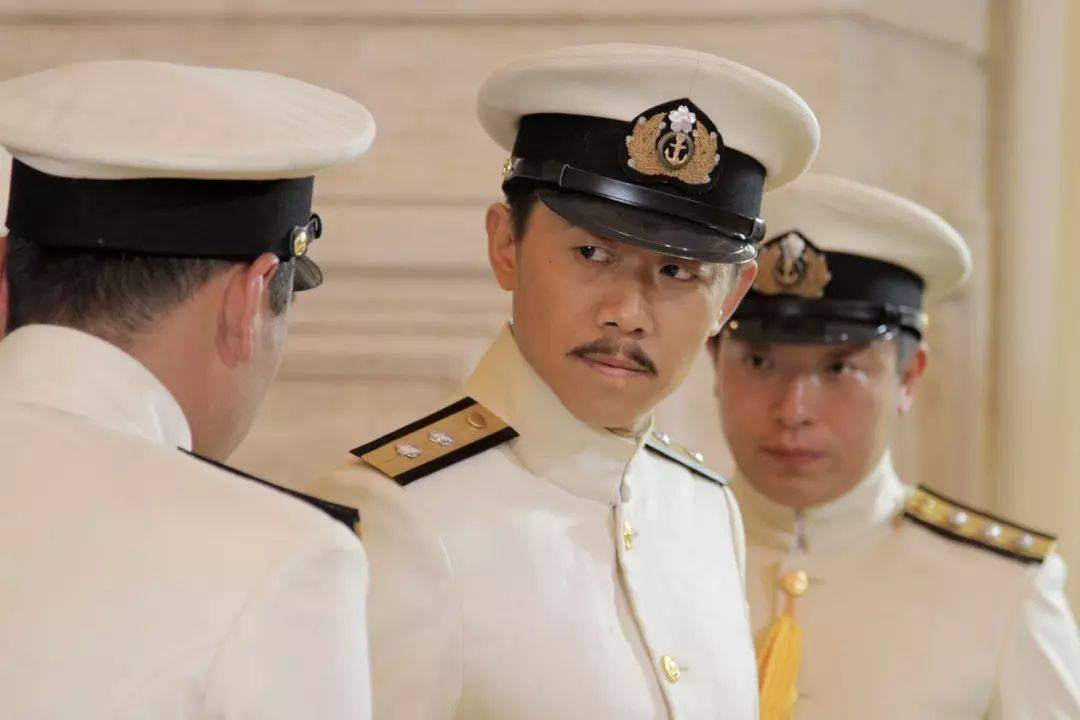 醉卧美人膝醒掌天下权的日本首位首相伊藤博文