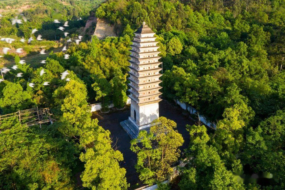 彭州,寻塔_佛塔