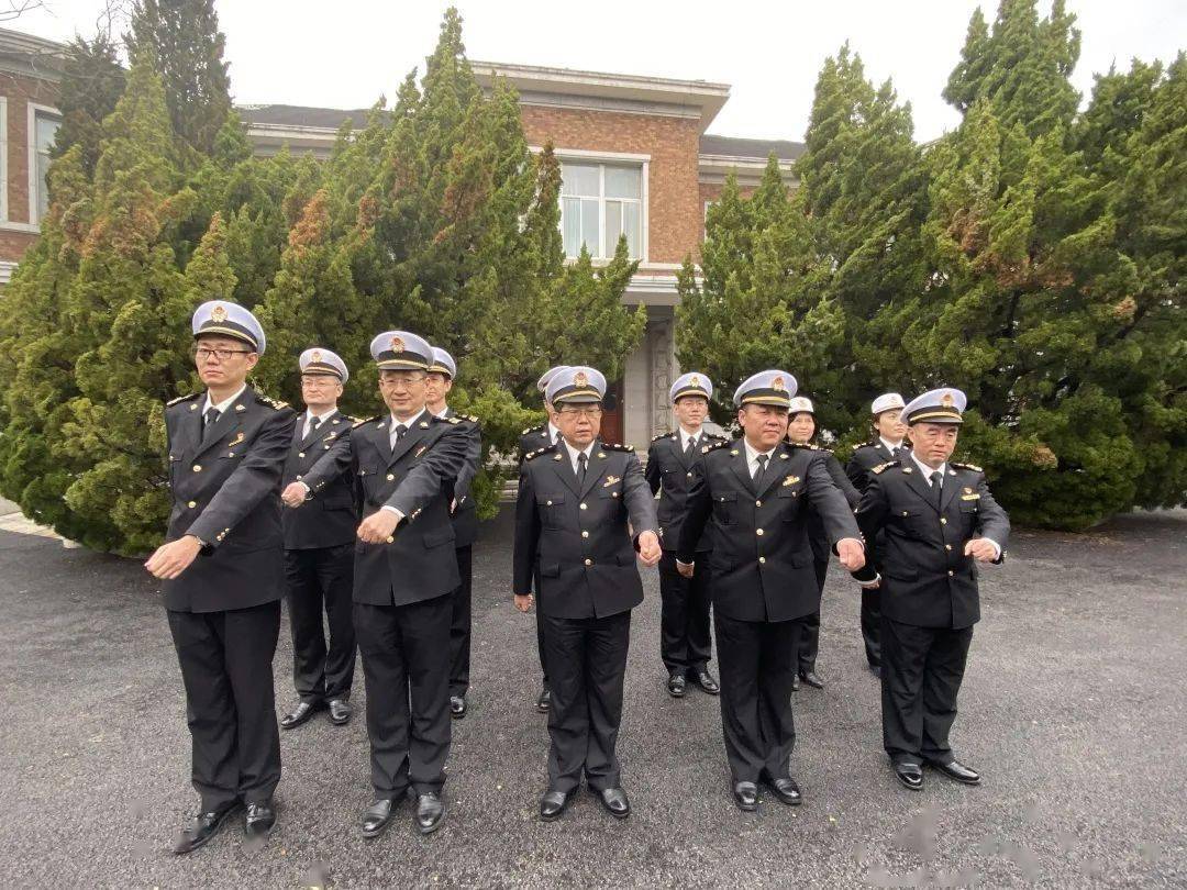 沙场点兵学军铸魂大连海关总关机关队列训练考核纪实