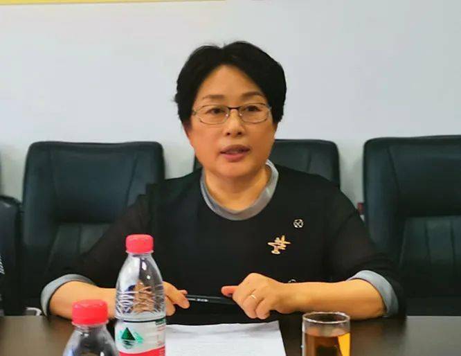 曹淑霞一行深入市医药行业协会筹备组调研指导