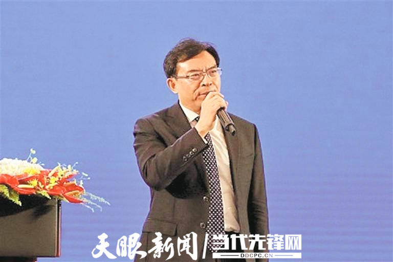 安顺市委书记陈少荣: 数据要素价值要通过应用场景释放