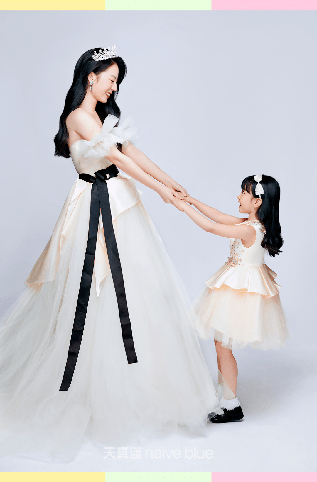 亲子生活天真蓝亲子照让你共享童心