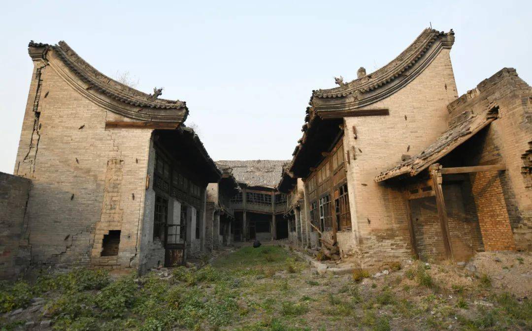 还是"万里茶路"开拓者之一的冀家,八大皇商之一的范家,以及"侯百万"侯