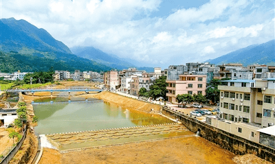 喜訊羅定金雞鎮龍灣鎮榮獲雲浮市美麗圩鎮創建第三輪專項競賽優秀獎