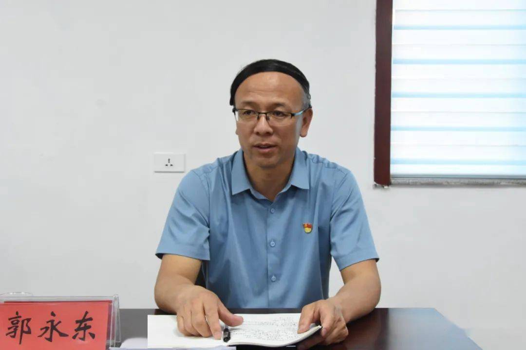 微石楼县委书记王廷洪深入和合乡调研