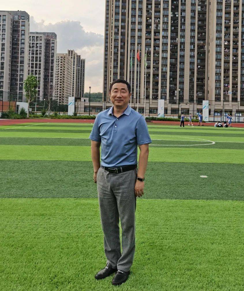 今年首招生!深圳这所优质公办高中师资团队公布,多位资深教师领衔