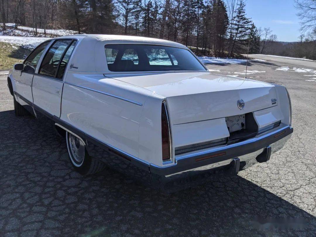 只跑了6000多公里的1994款凯迪拉克佛利特伍德brougham