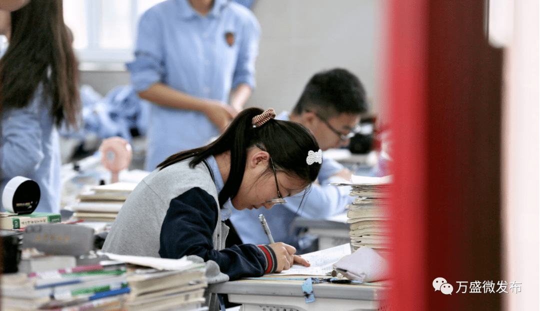 实拍高考倒计时冲刺瞬间你奋斗的样子真美
