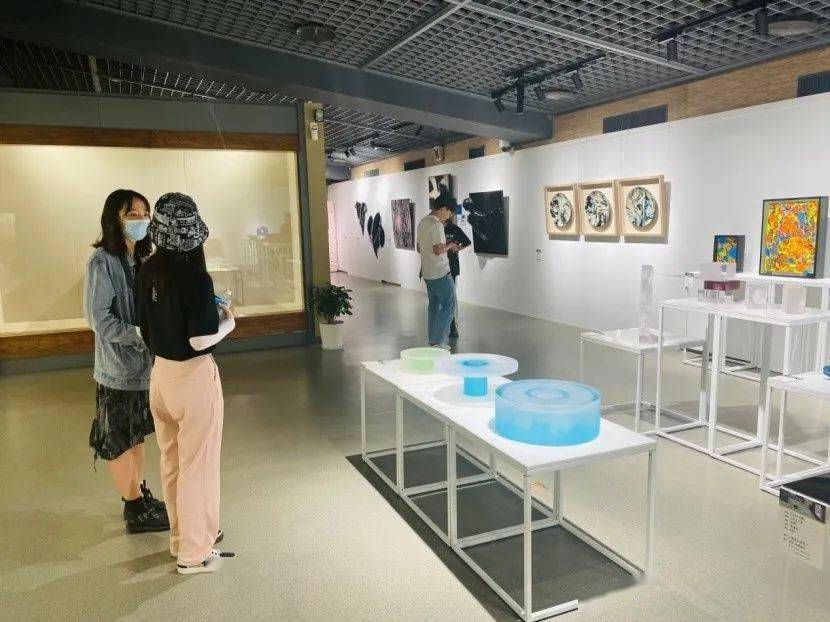 西博新展因手藝2021中國美術學院手工藝術學院畢業展開展