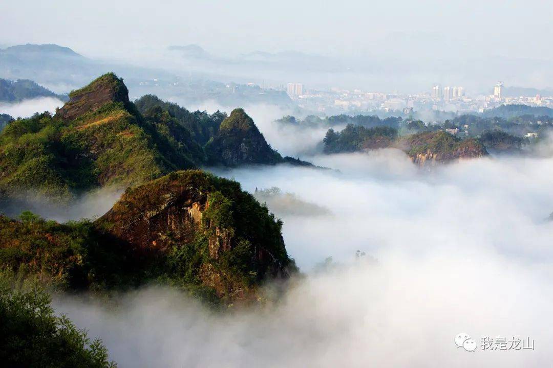 龙山县城人口_湘西 龙山县人口最多,永顺县面积最大,吉首市GDP第一(2)