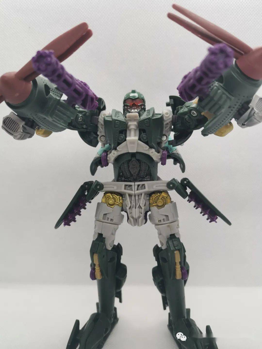 评玩具子小天蟹子测评变形金刚变2v级俯冲设计有亮点如果没玩过请来