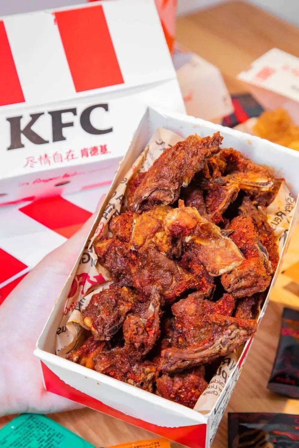 肯德基宅急送鸡架竟让武汉伢订下晚20点闹钟集体蹲守.